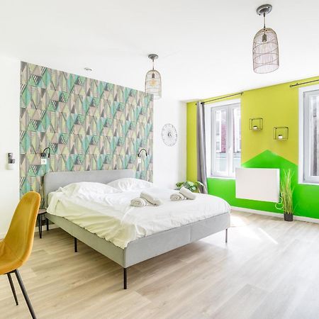 S&K Suite Grande Rue Roubaix - Chambre Spacieuse Et Sdb Privee - Netflix Et Cuisine Extérieur photo