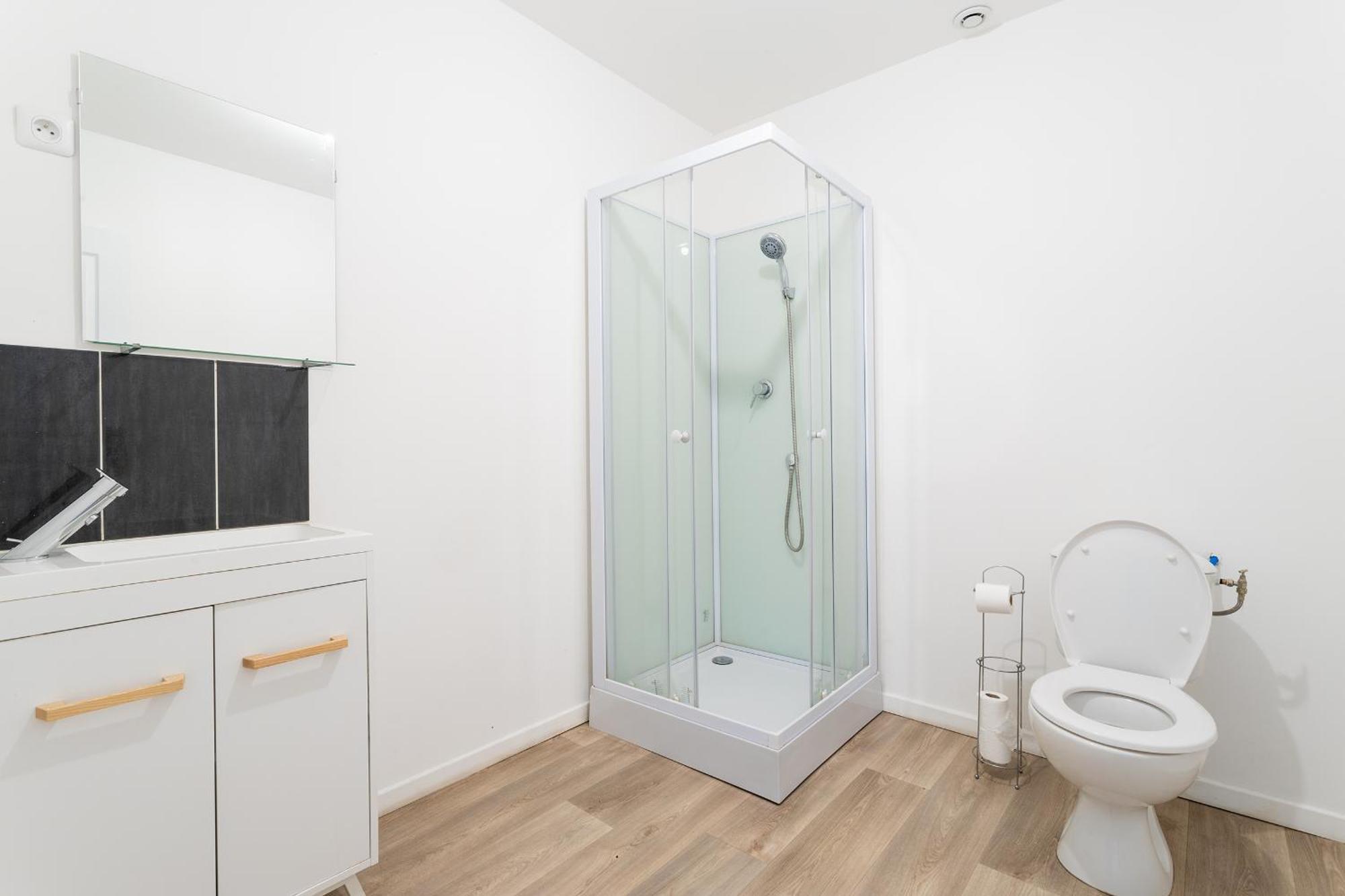 S&K Suite Grande Rue Roubaix - Chambre Spacieuse Et Sdb Privee - Netflix Et Cuisine Extérieur photo
