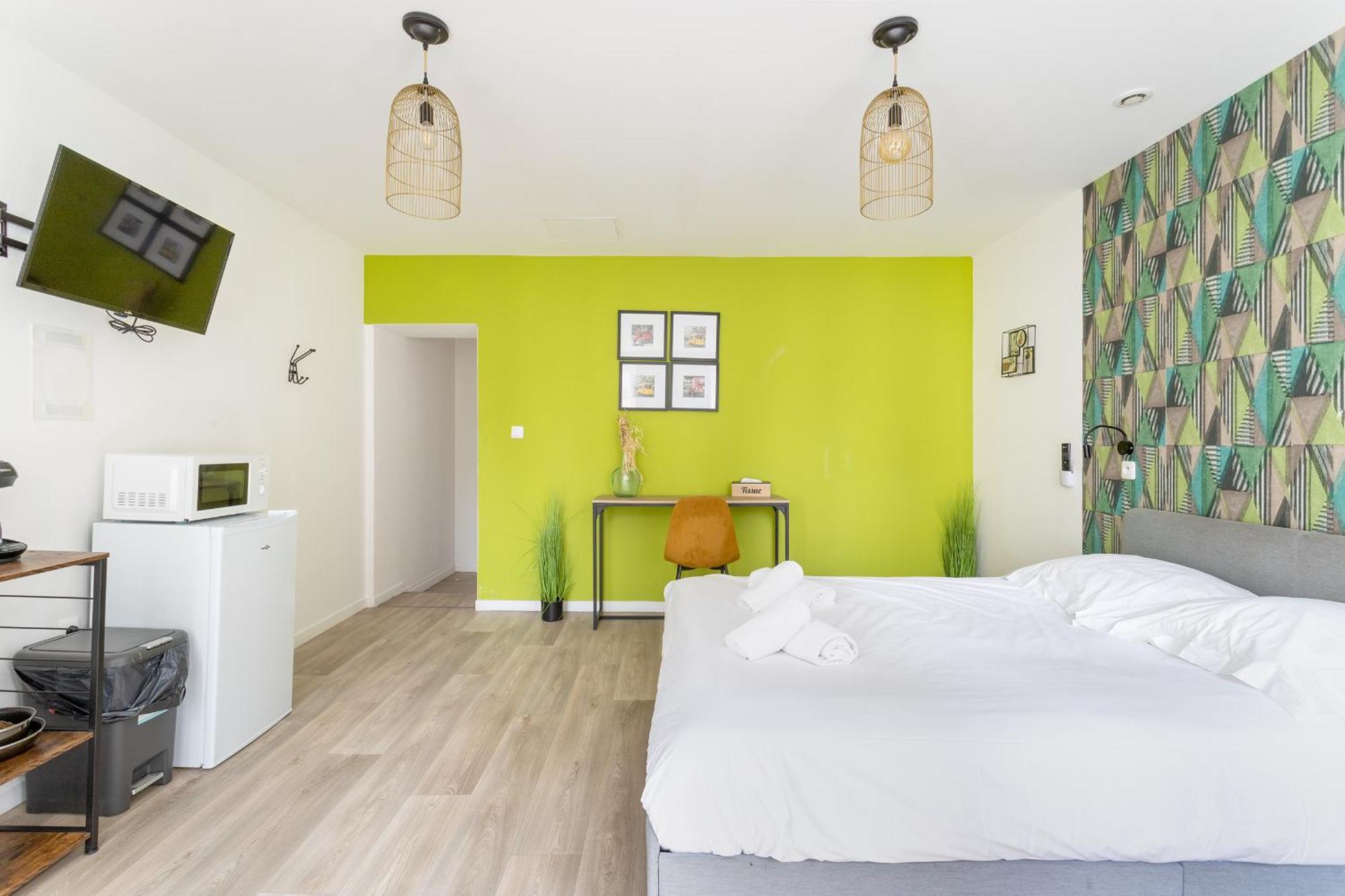 S&K Suite Grande Rue Roubaix - Chambre Spacieuse Et Sdb Privee - Netflix Et Cuisine Extérieur photo